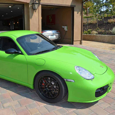 Oracal 970RA+ ProSlide 464-Lawn Green Gloss Application